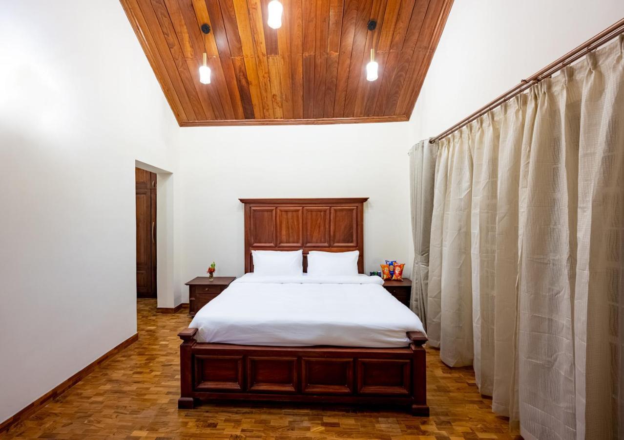 Hôtel Petals Nilgiris à Ooty Extérieur photo